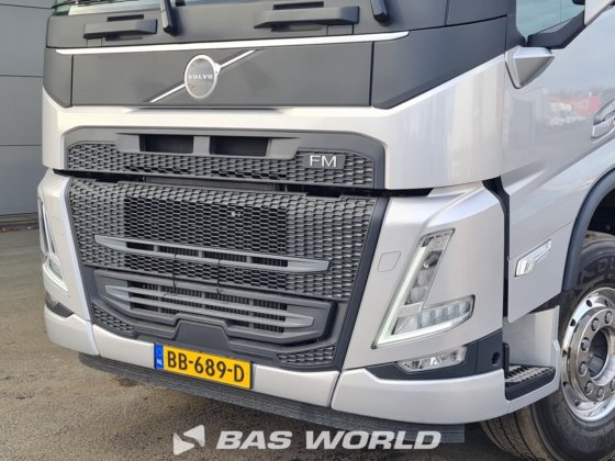 ボルボ FM 460 8X2 コンクリートポンプ