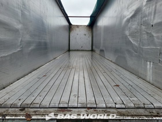 克拉克步行地板