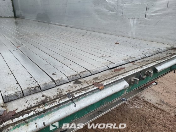 克拉克步行地板