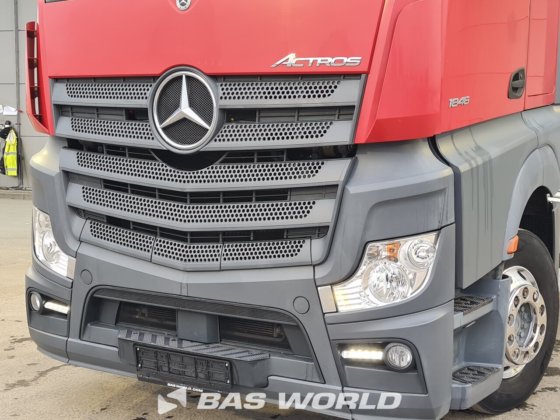 梅赛德斯 Actros 1846 4X2 拖拉机组