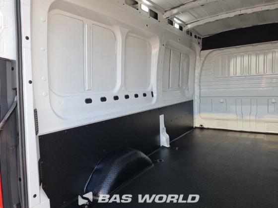 マクサスeデリバリー9クローズド・ボックス・バン