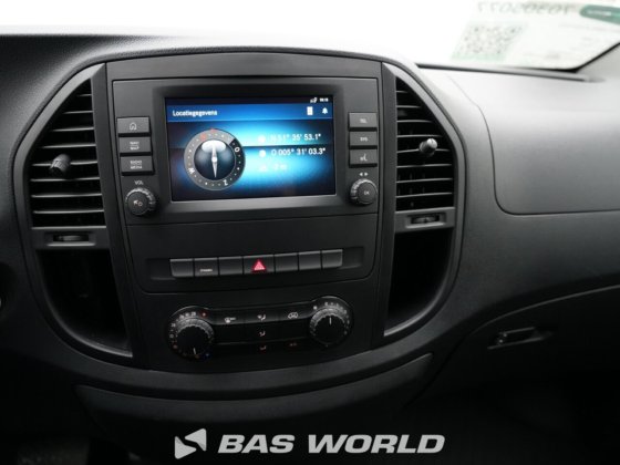 奔驰封闭箱式货车