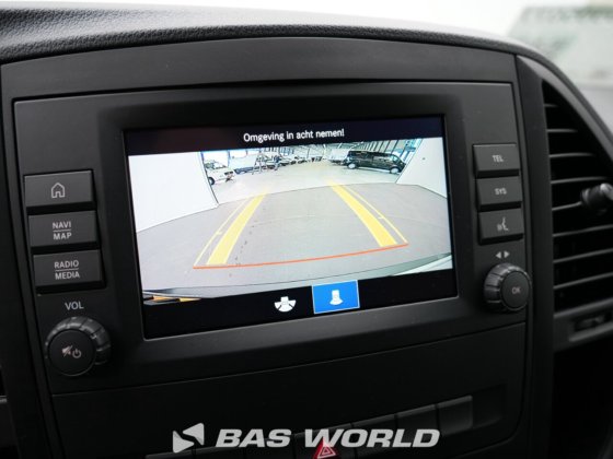 奔驰封闭箱式货车