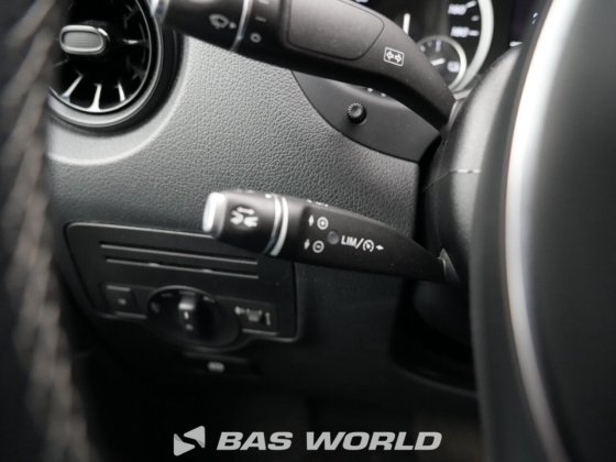 メルセデス・クローズド・ボックス・バン