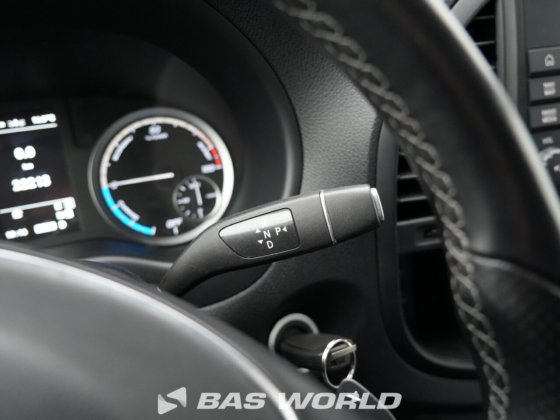 メルセデス・クローズド・ボックス・バン