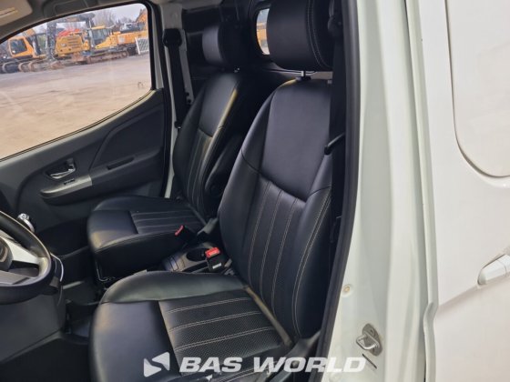 BYD封闭式厢式车