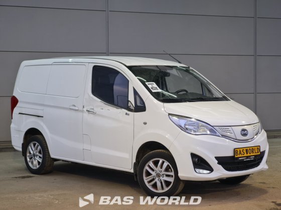 BYD封闭式厢式车