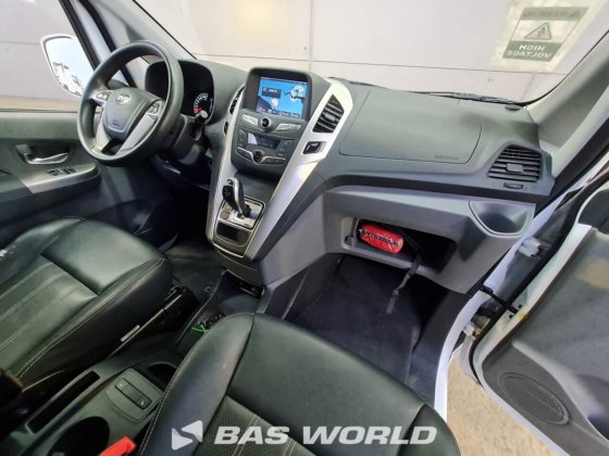 BYD封闭式厢式车