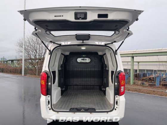 BYD クローズドボックスバン