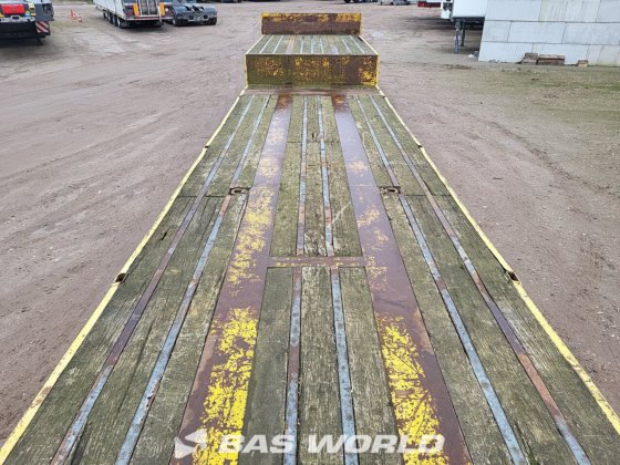 TRAX 低架半挂车