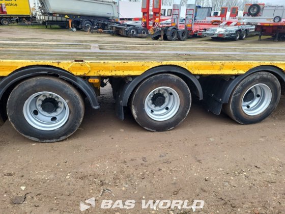 TRAX 低架半挂车