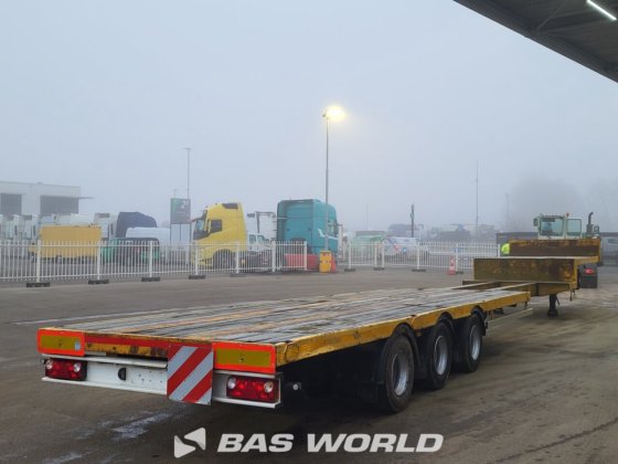 TRAX 低架半挂车