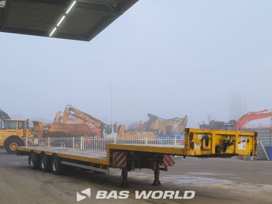 TRAX 低架半挂车