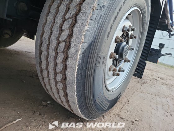 Krone 帘式半挂车