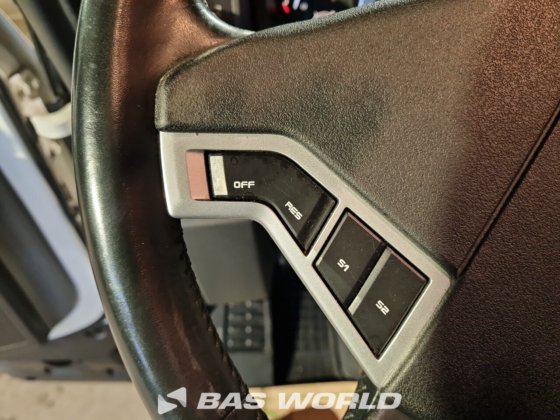 雷诺 T 520 4X2 拖拉机组