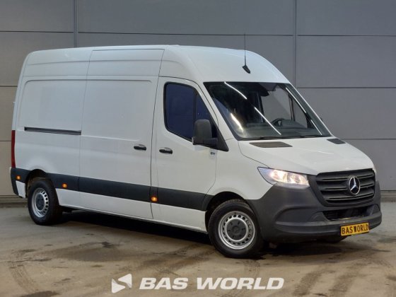 メルセデス スプリンター 311 CDI クローズド・ボックス・バン