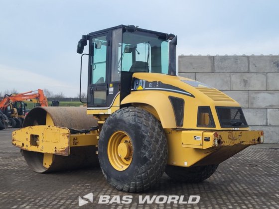 卡特彼勒 CS563E 单滚压路机