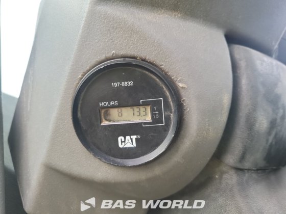 Caterpillar CS563 E Single drum