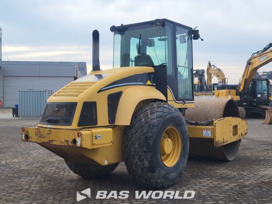 卡特彼勒 CS563E 单滚压路机