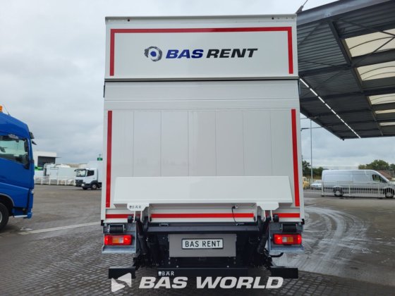 ボルボ 4X2 ボックスボディトラック