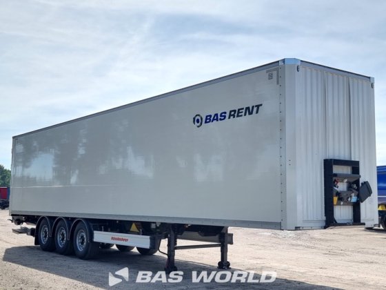 Kässbohrer 封闭箱体半挂车