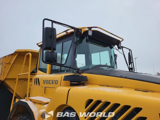 沃尔沃 A25 D 自卸车