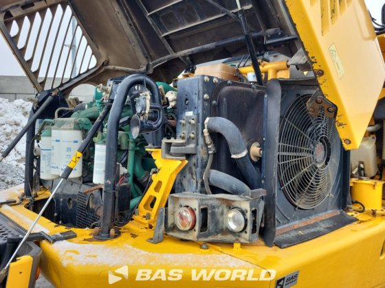 沃尔沃 A25 D 自卸车