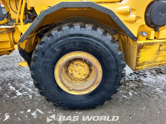 沃尔沃 A25 D 自卸车