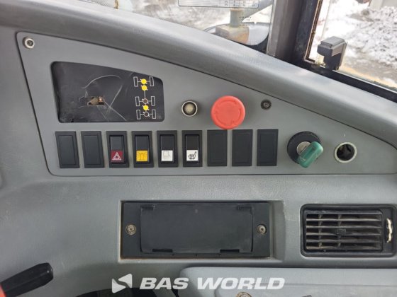 沃尔沃 A25 D 自卸车