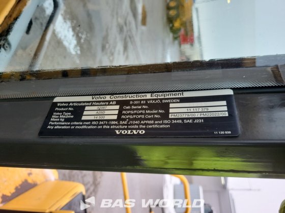 沃尔沃 A25 D 自卸车