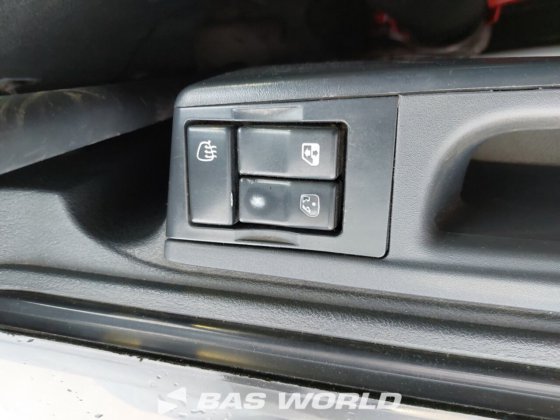 ルノー・ミドラム 270 4X2 リブナー カーテンライダー