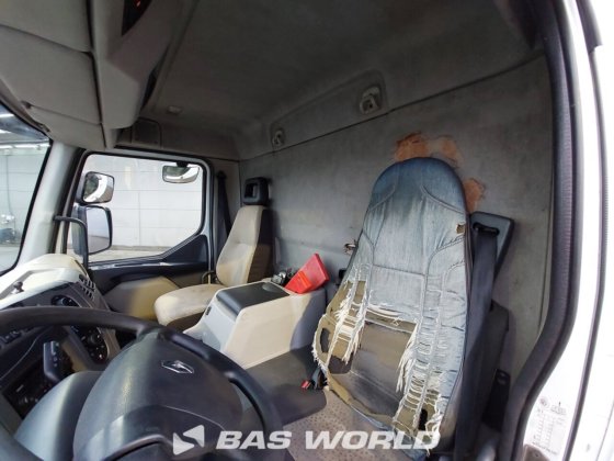 ルノー・ミドラム 270 4X2 リブナー カーテンライダー