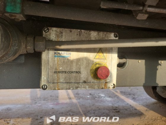 クナペン・ウォーキング・フロア