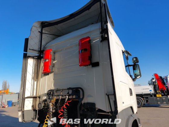 斯堪尼亚 R450 4X2 牵引车组