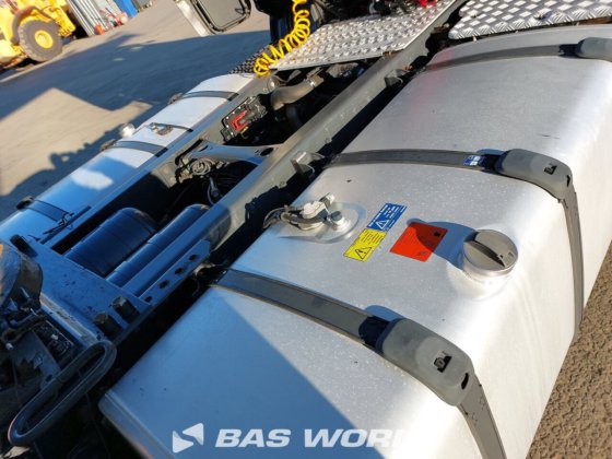 斯堪尼亚 R450 4X2 牵引车组