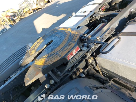 斯堪尼亚 R450 4X2 牵引车组