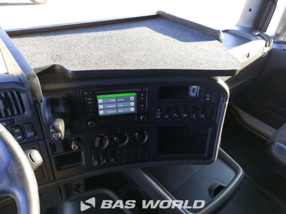 斯堪尼亚 R450 4X2 牵引车组