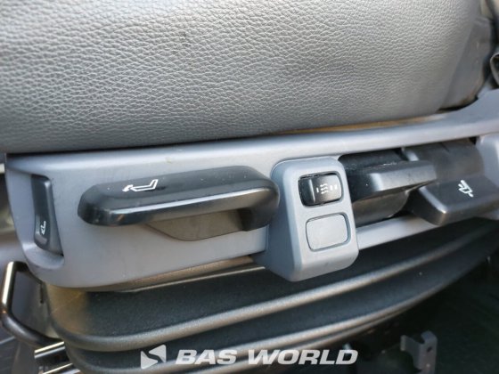 斯堪尼亚 R450 4X2 牵引车组