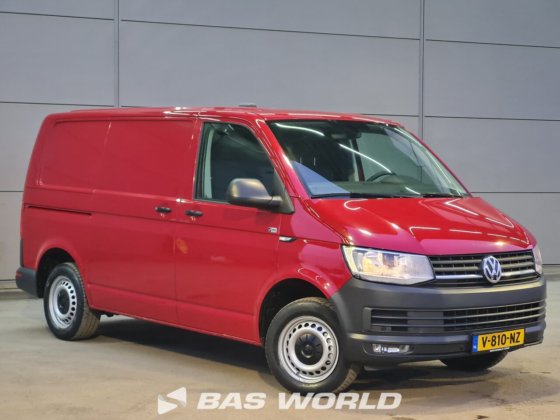 フォルクスワーゲン トランスポーター 150PK クローズドボックスバン