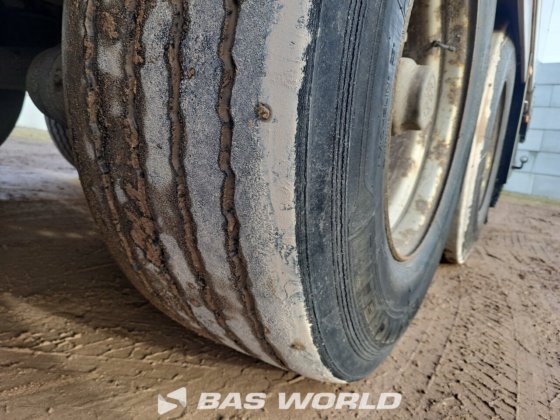 チェロー冷凍セミトレーラー