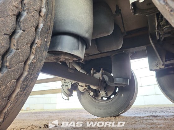 チェロー冷凍セミトレーラー