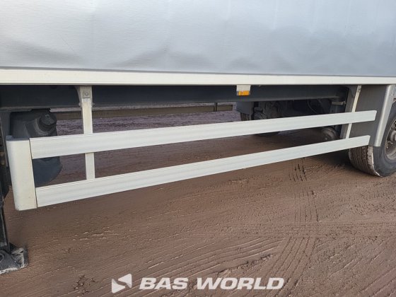 チェロー冷凍セミトレーラー