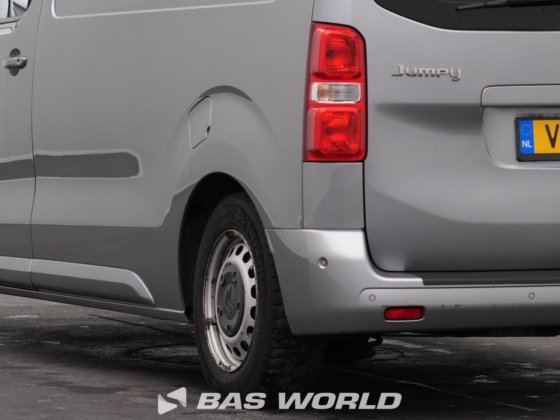 雪铁龙 Jumpy 177pk 封闭箱式货车