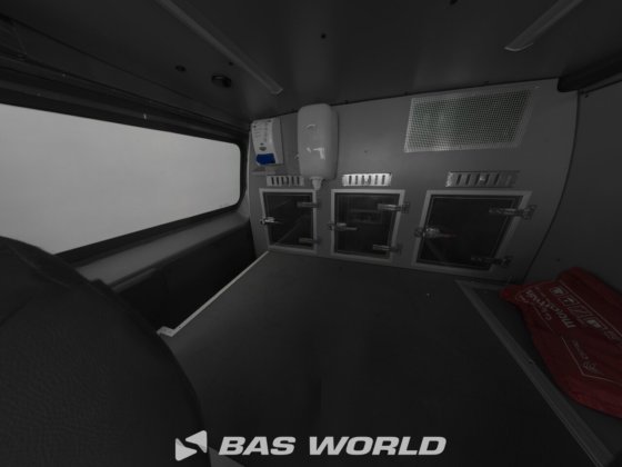 雪铁龙 Jumpy 177pk 封闭箱式货车