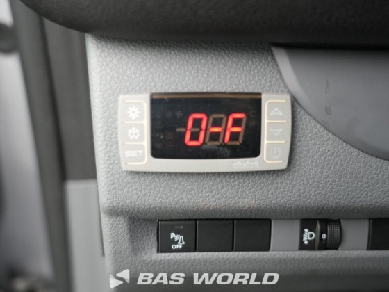 雪铁龙 Jumpy 177pk 封闭箱式货车