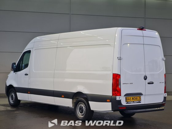 メルセデス スプリンター 317 CDI クローズド・ボックス・バン