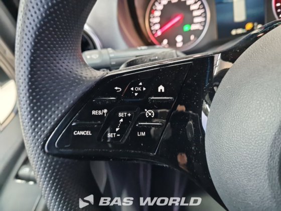 メルセデス スプリンター 317 CDI クローズド・ボックス・バン