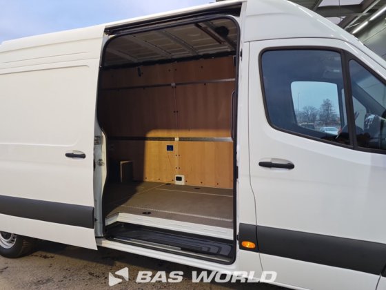 奔驰 Sprinter 317 CDI 封闭箱式货车