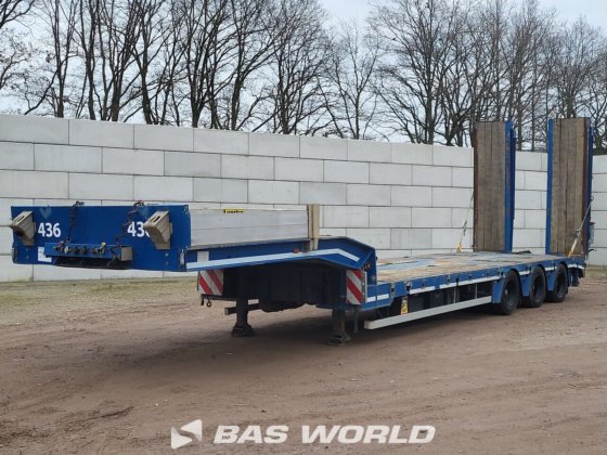 涡轮-荷特低平台半挂车