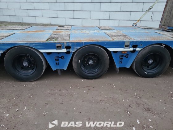 涡轮-荷特低平台半挂车